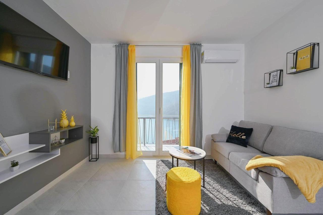 Apartment Noemi With A Direct Beach View ราบัซ ภายนอก รูปภาพ
